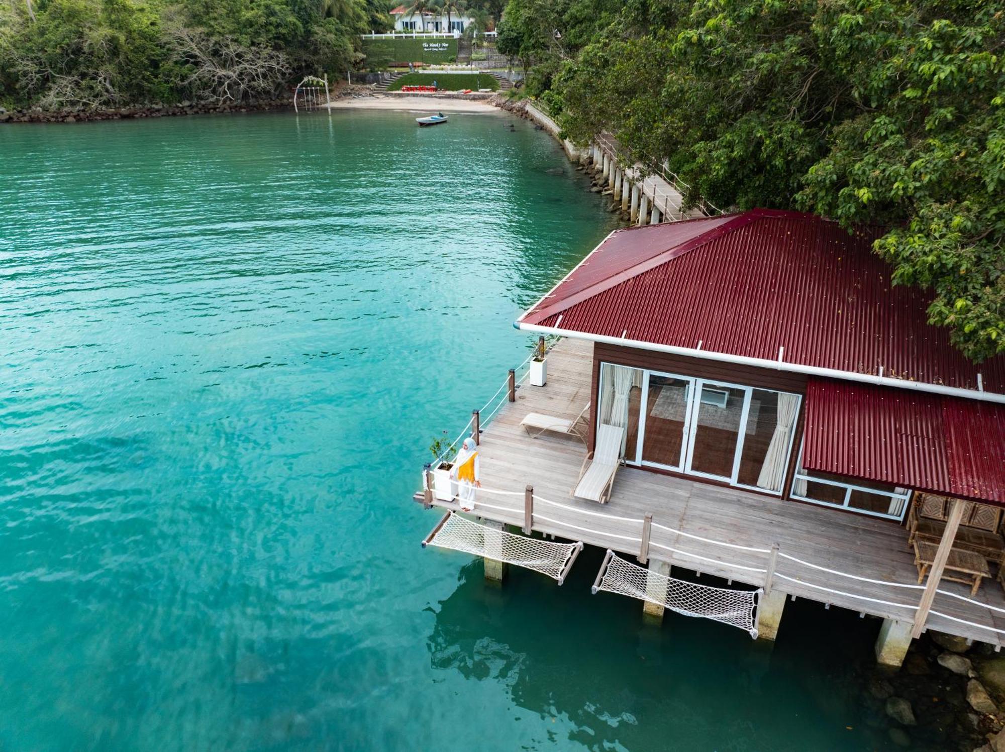 The Hawk'S Nest Resort サバン エクステリア 写真