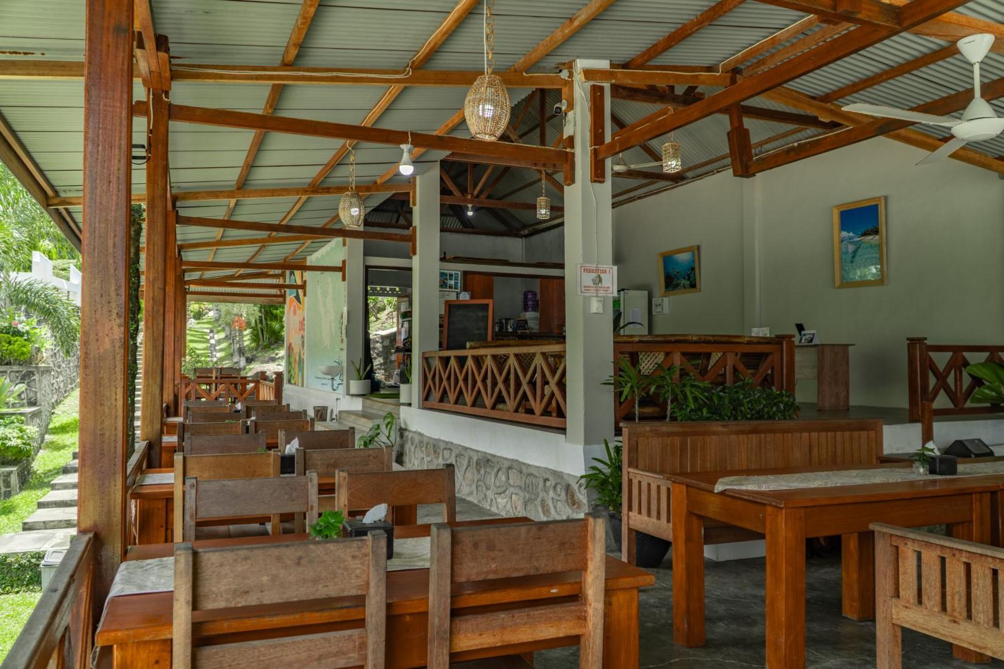 The Hawk'S Nest Resort サバン エクステリア 写真